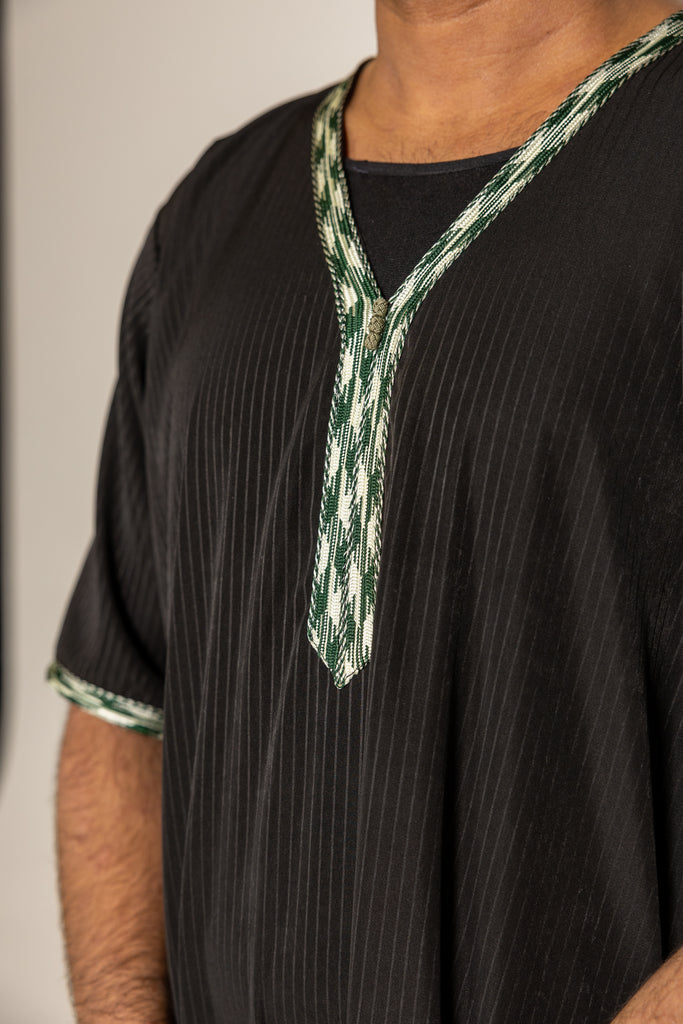 Black Pinstriped Moroccan Style Half Sleeve Thobe Jubba Relaxed fit Low neck - Madyna