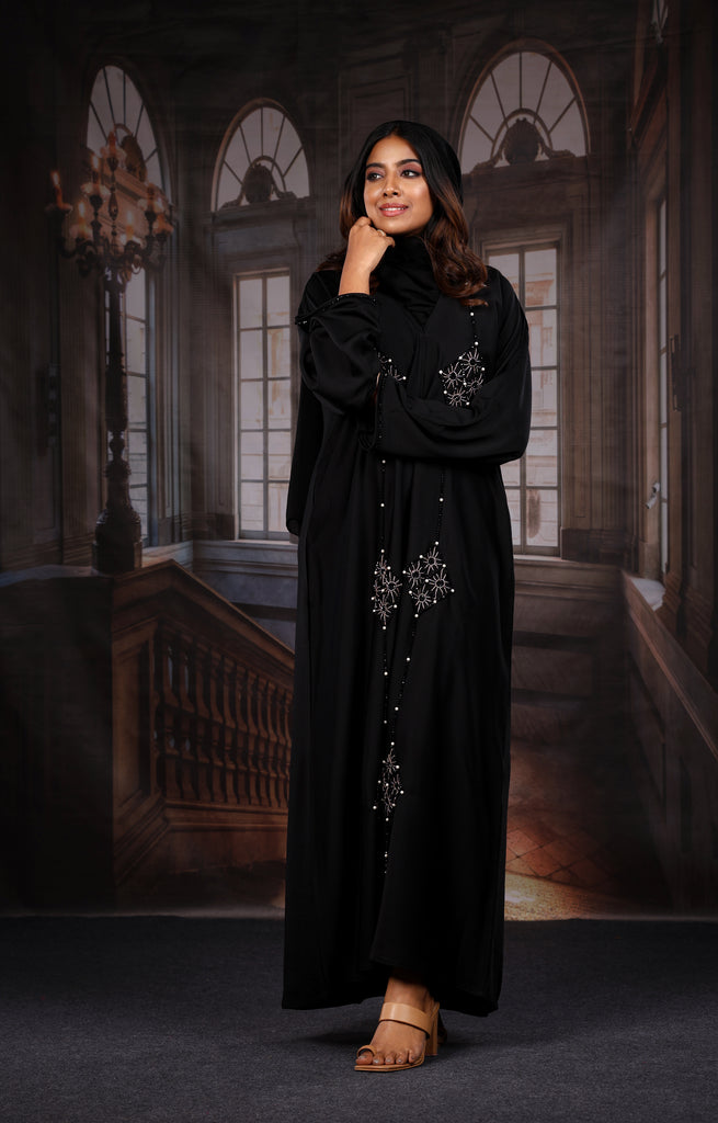 Maria Luxury Abaya Black with Embroidered Frontal Design Exclusive Look - Madyna