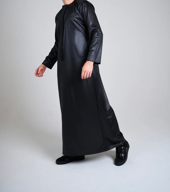 Black Shiny Emirati Thobe | Jubba | Kandura (Removable Tassel) - Madyna