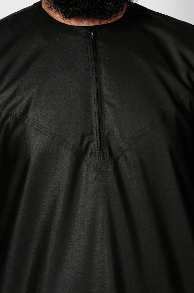 Black Simple Emirati /Omani Thobe | Jubba | Kandura (without tassel) - Madyna