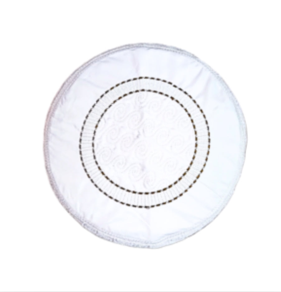 White hat topi kufi with contrast embroidery - Madyna