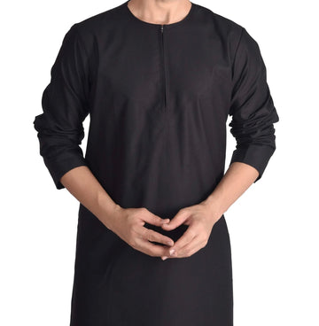 Black Simple Emirati /Omani Thobe | Jubba | Kandura (without tassel) - Madyna
