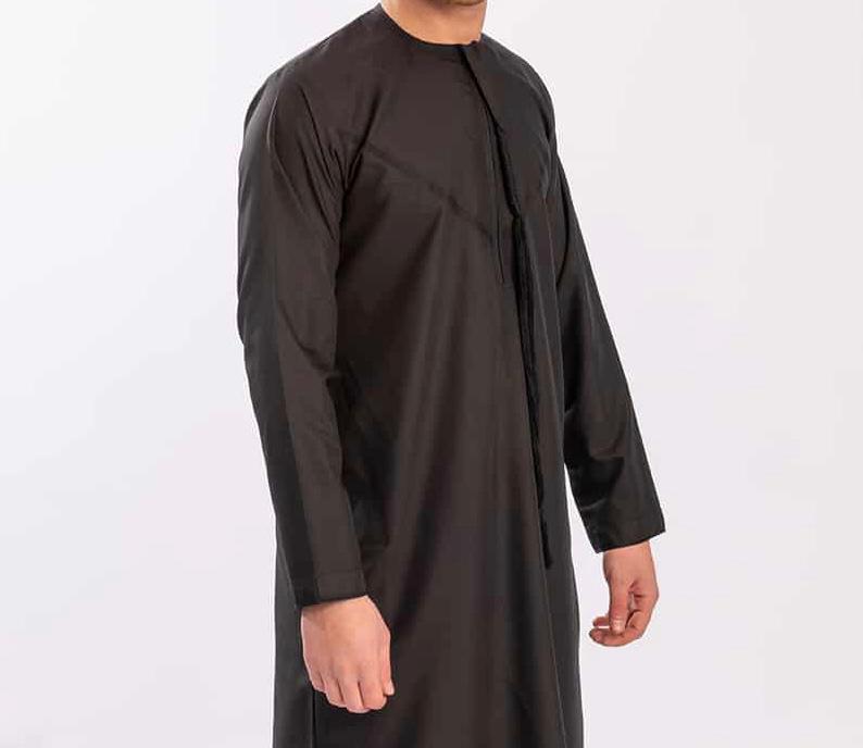 Black Simple Emirati Thobe | Jubba | Kandura (Removable Tassel) - Madyna